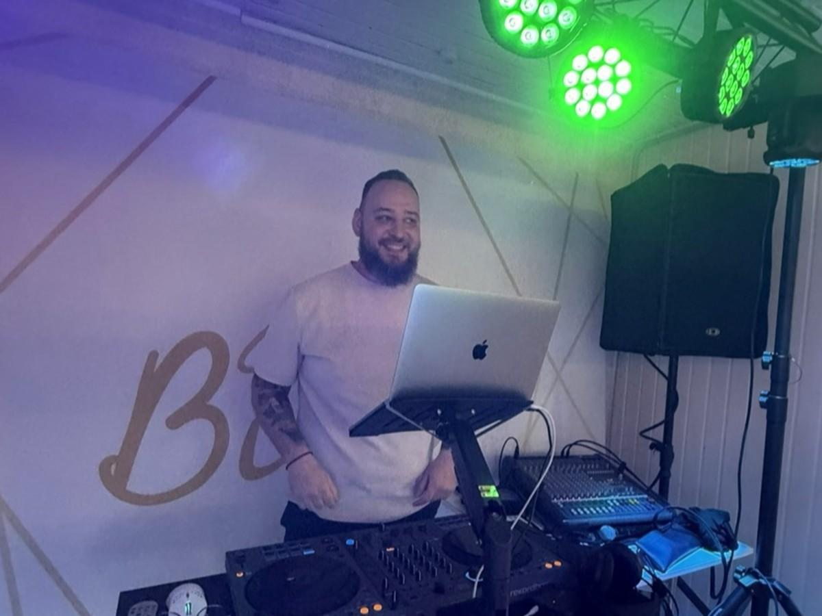 DJ Nicky Events – DJ